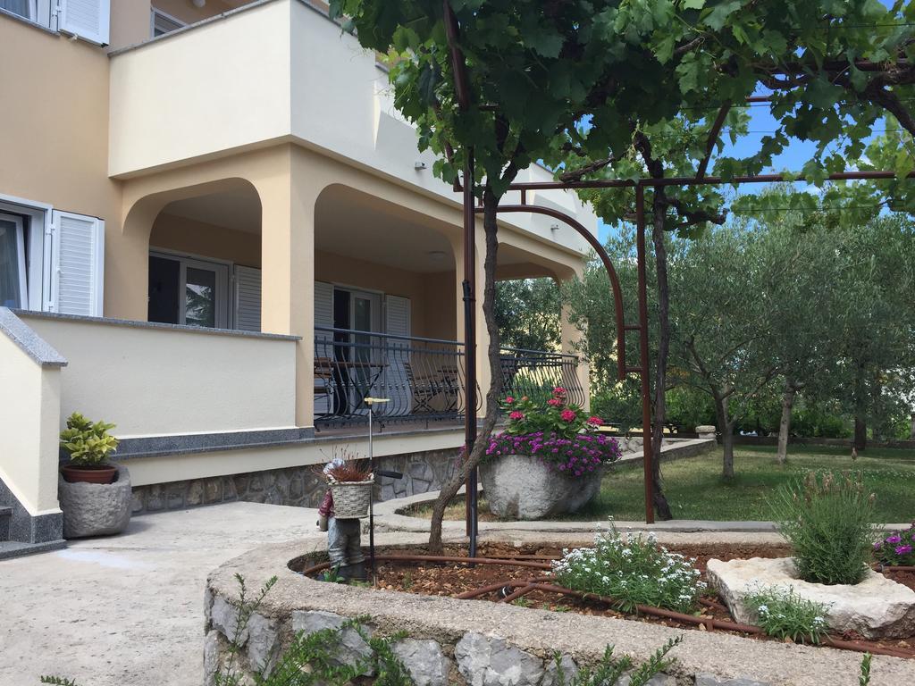 Apartments Sanbrandin Krk Town Kültér fotó