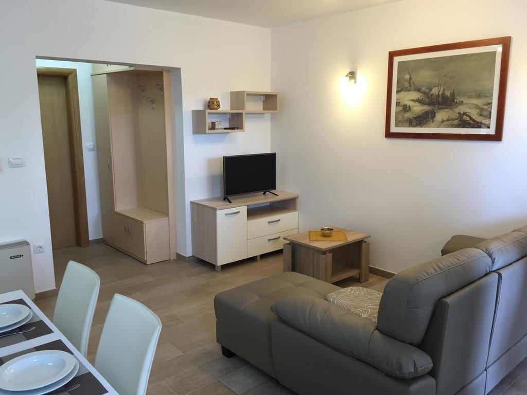 Apartments Sanbrandin Krk Town Szoba fotó