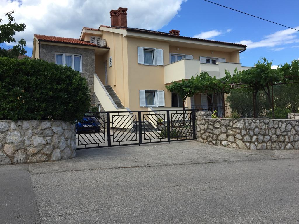Apartments Sanbrandin Krk Town Kültér fotó